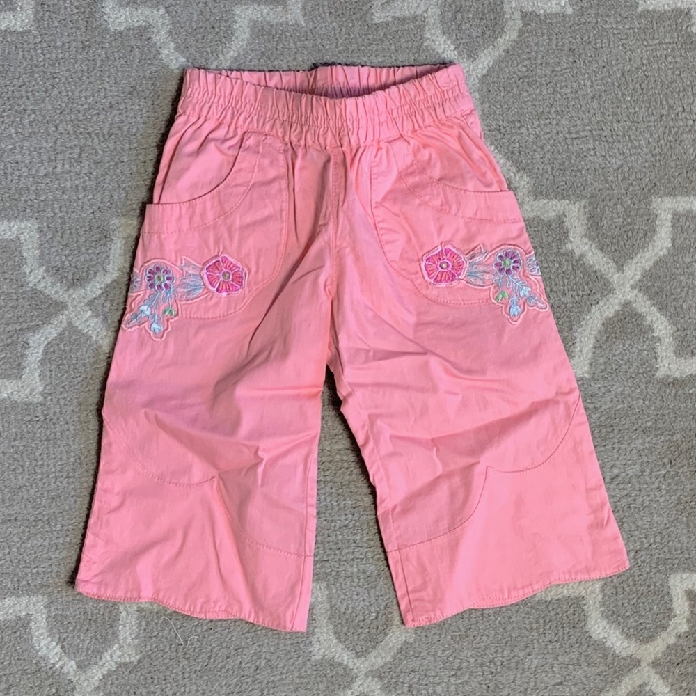 NWT Euro Cakewalk pants